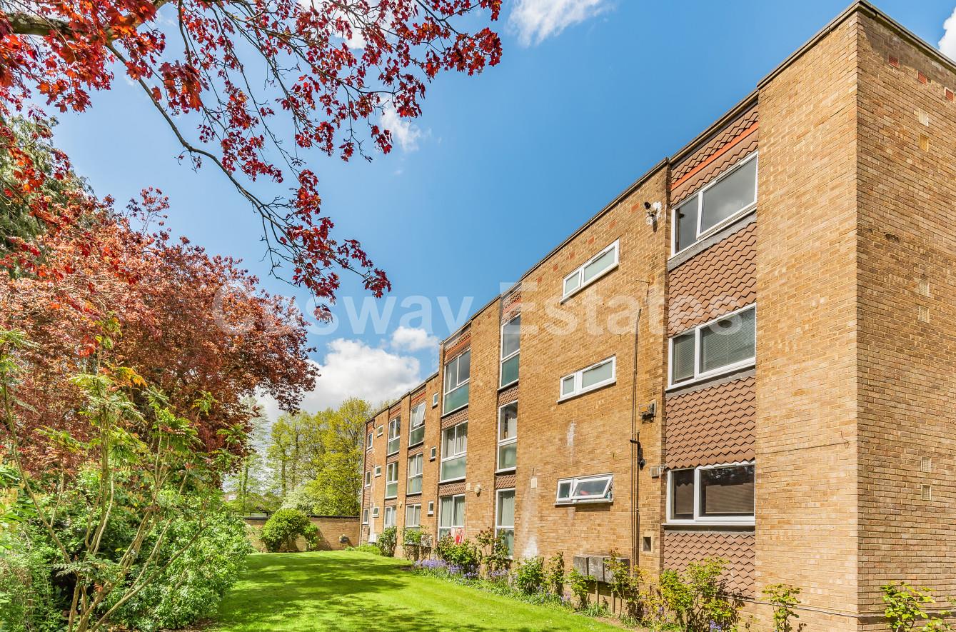 Holland Court, Mill Hill